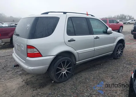 2000 Mercedes-Benz Ml 320 из США, поврежденный, VIN 4JGAB54E4YA154472